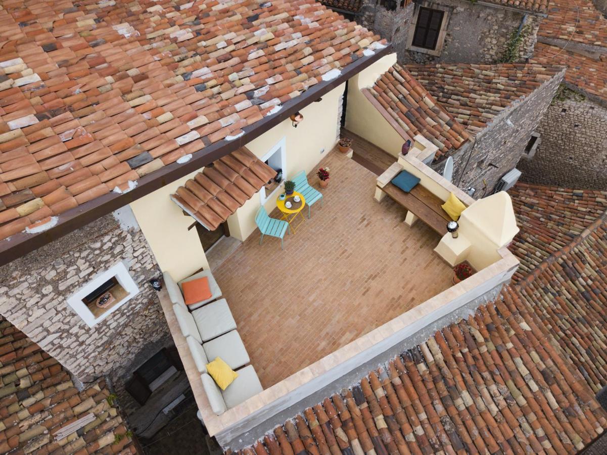 Aurora Medieval House Sermoneta Exterior foto